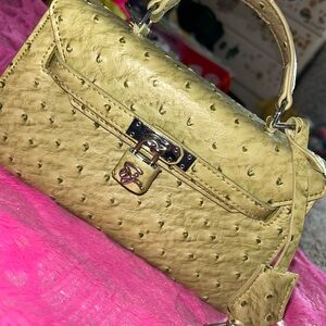 Elegant Gold Handbag
